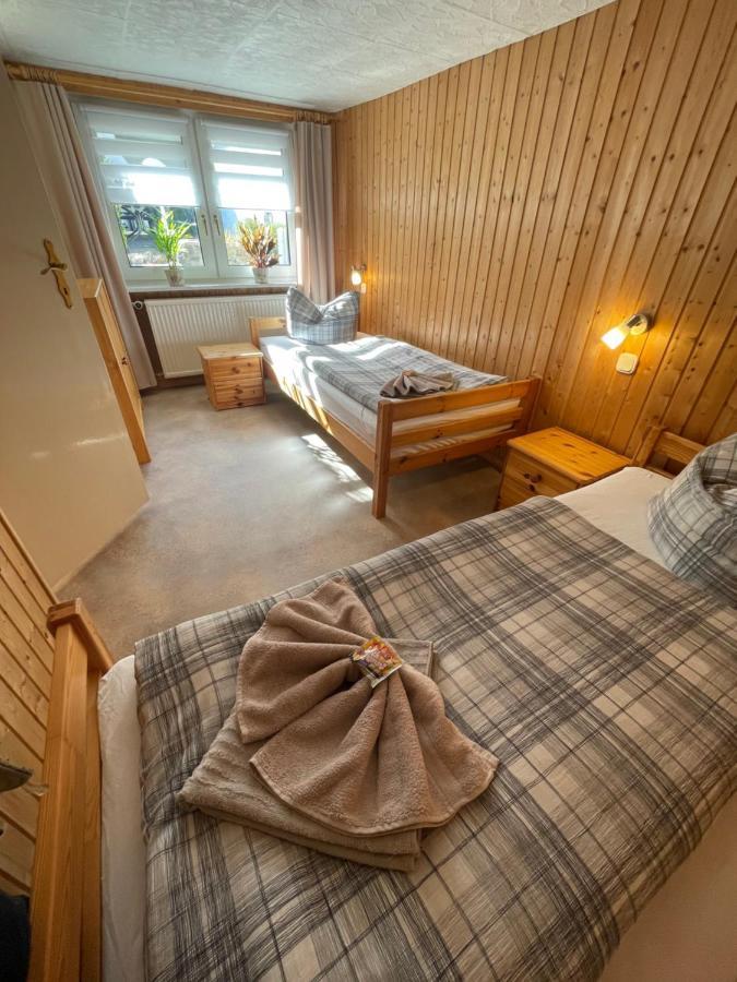Christels Ferienwohnung 1 In Thale Mit Sonnenterrasse Und Grill エクステリア 写真