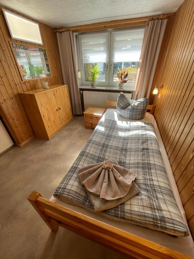 Christels Ferienwohnung 1 In Thale Mit Sonnenterrasse Und Grill エクステリア 写真