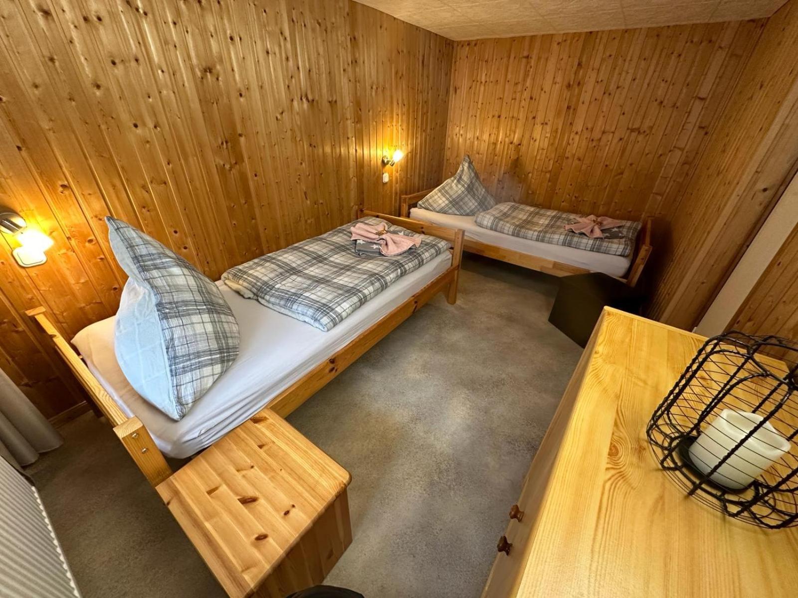 Christels Ferienwohnung 1 In Thale Mit Sonnenterrasse Und Grill エクステリア 写真